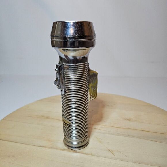 Vintage Ray-o-Vac Sportsman Magnet Light Flashlight Metal 7.5 In Tested Working - Picture 7 of 11